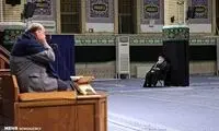 عزاداریِ متفاوت رهبر انقلاب در حسینیه امام