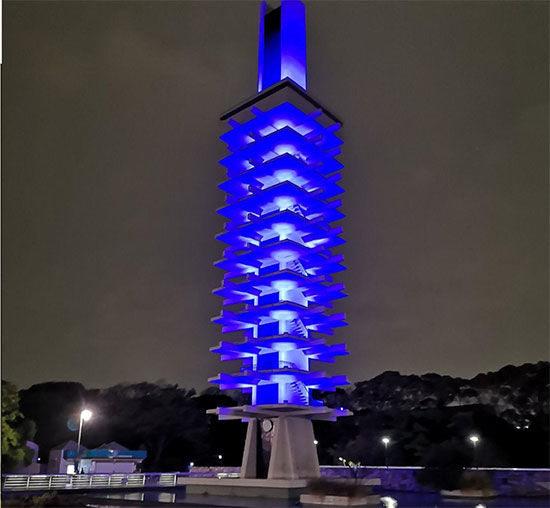 برج المپیک توکیو به رنگ آبی در آمد