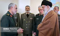 اعطای نشان عالی ذوالفقار به سردار سلیمانی