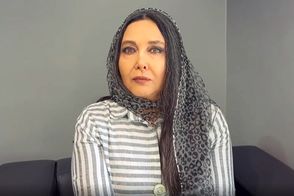 حرکت دست پرمعنای کتایون ریاحی در برخورد با سعید پورصمیمی