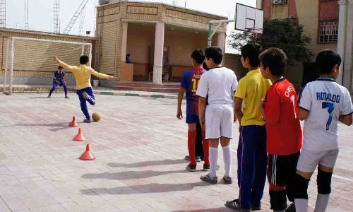 مدارس و حمل و نقل عمومی تحت‌ تاثیر آلودگی هوا