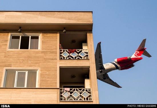 عکس: هواپیماها در آسمان غرب تهران