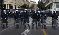 عکس: «مرکل» از اینجا برو!
