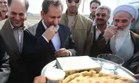 عکس: استقبال از جهانگیری با نان و ماست