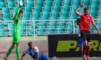 گُلر استقلال: نمی‌توانم مقابل پرسپولیس بازی کنم