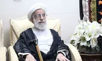 سوگواری آیت الله جنتی در منزل سردار سلیمانی