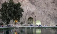 مسافران تابستانی در محوطه تاریخی طاقبستان