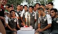 جشن تولد یک بازیکن در تمرین پرسپولیس!