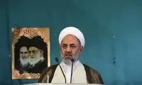 امام‌ جمعه رفسنجان: دختر نباید دوچرخه‌سواری کند