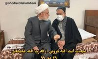 کروبی به عیادت قدرت‌الله علیخانی رفت