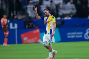 درگیری جنجالی در بازی الهلال به سود استقلال تمام شد
