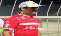 هوادار تاجیکستانی با لباس پرسپولیس در ورزشگاه ظاهر شد