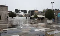 جایی در نزدیکی مقبره تخریب شده رضاخان