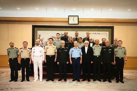 احترام نظامی چینی‌ها به سرلشکر باقری