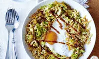 طرز تهیه ناسی گورنگ؛ غذای پرطرفدار اندونزیایی