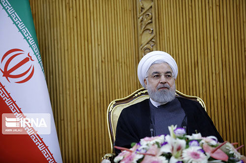 روحانی، قهرمانی تیم ملی والیبال را تبریک گفت