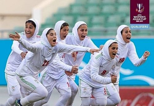 فریاد بلند دختران ایران در ورزشگاه پاختاکور