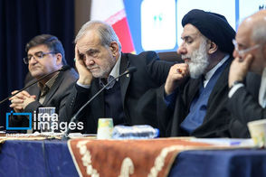 پزشکیان: چرا مردم ما را قبول ندارند؟