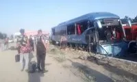 برخورد مرگبار اتوبوس یزد-تهران؛  پرتاب شدن مردم به بیرون
