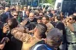 نحوه خروج فرمانده سپاه از محدوده مصلی پربازدید شد
