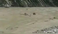 رشادت فرمانده برای نجات جانِ سرباز گرفتار