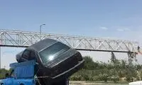 حمل باورنکردنی پژو ۴۰۵ توسط نیسان آبی!