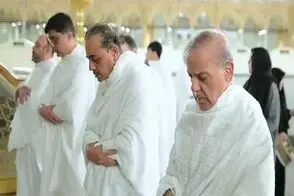 لحظه ورود عاصم منیر و شهباز شریف به داخل کعبه