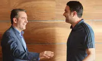 این آقا چوب لای چرخ کار نکونام می گذارد
