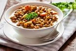 تهیه خوراک عدس و اسفناج؛ بمب آهن و انرژی!