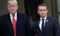 ترامپ و ماکرون هنگام دست‌دادن باهم مچ انداختند!