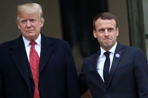ترامپ و ماکرون هنگام دست‌دادن باهم مچ انداختند!