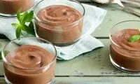 یک دسر خوشمزه و سه سوته با چهار قلم مواد