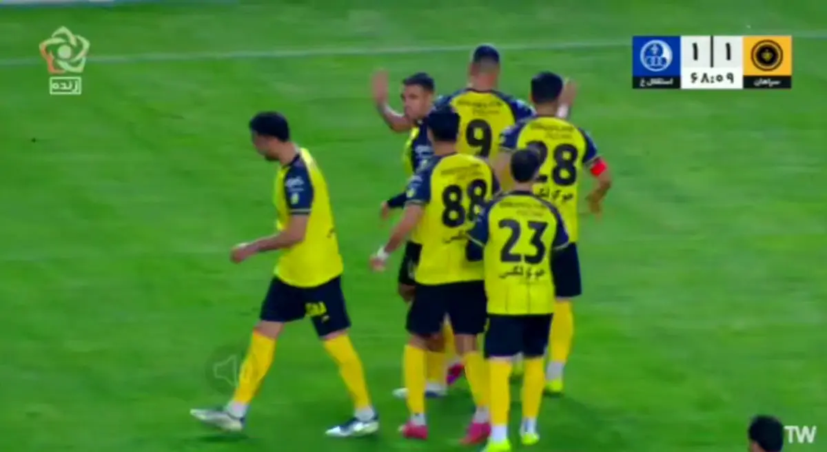 اختلاف عجیب دو شبکه تلویزیون برای سانسور یک تصویر!