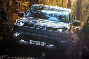 تویوتا هایلوکس الکتریکی از راه رسید