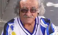 ویدئو خفن از حرکات نمایشی پیرمرد شیرازی در خیابان