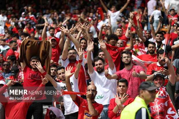 مخالفت با حضور تماشاگران در بازی پرسپولیس - پیکان