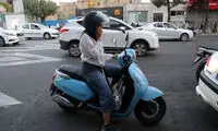 و بالاخره گواهینامه موتور برای خانم‌ها قانونی شد
