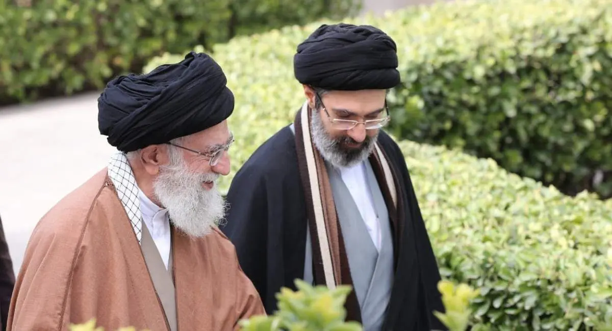 کلمه ممنوعه رهبر شهید برای آیت‌الله مجتبی خامنه‌ای