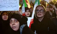 تصاویری توجه‌برانگیز از حضور مردم در شب اربعین رهبرشهید