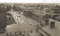 عکسی بسیار قدیمی از مردم کوچه و بازار در تهران