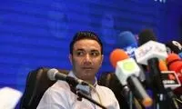 بازیکنان استقلال پشت نکونام درآمدند