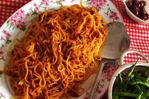 طرز تهیه ماکارونی قدیمی به سبک خانه مادربزرگ‌ها