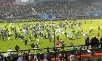 درگیری خونین تماشاگران در ورزشگاه اندونزی
