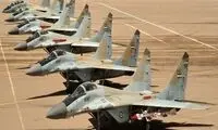 پرواز انواع جنگنده در مراسم روز ارتش