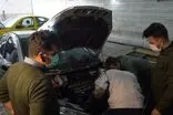 قاب تلخی که از یک شاگرد مکانیکی در تعمیرگاه ثبت شد