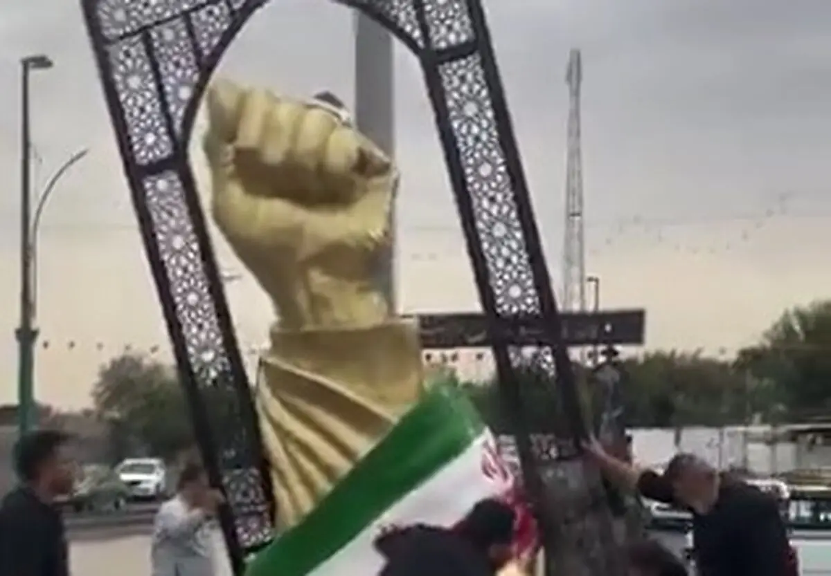یادبود رهبر انقلاب در این محدوده تهران نصب شد