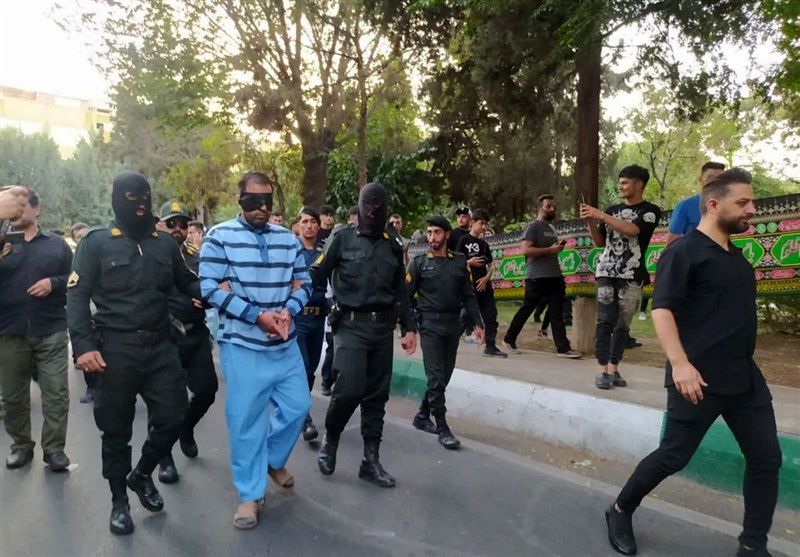 بازسازی صحنه جرم شرور قمه به دست در تهران 