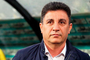 عکس یادگاری قلعه‌نویی و نبی با سرمربی آلمان