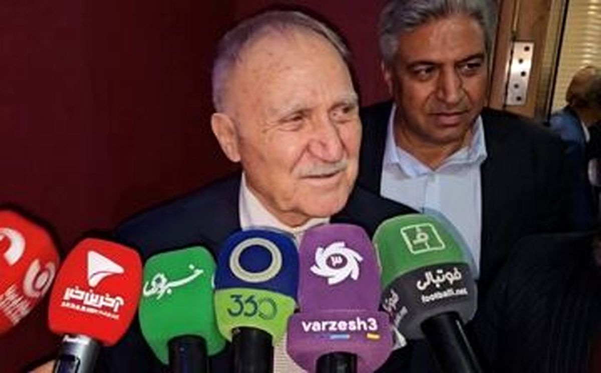 اشک‌های تکان‌دهنده اسطوره پرسپولیس با دیدن یک عکس