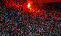 خوشحالی هواداران پرسپولیس پس از گل اول استقلال